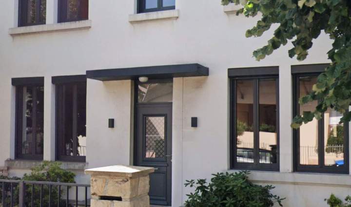 Pose de porte et fenêtre Creusot